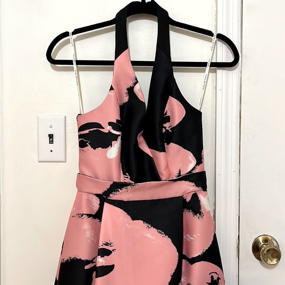 Halston Heritage Floral Halter Dress - Picture 3 of 12